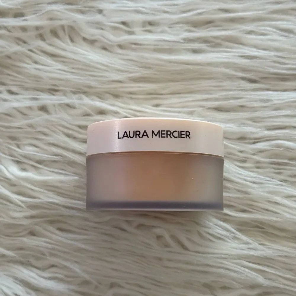 Laura Mercier Ultra Blur Longwearing Translucent Loose Setting Powder Honey